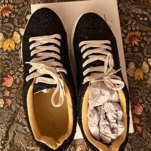 Elegant Black Women's Sneakers